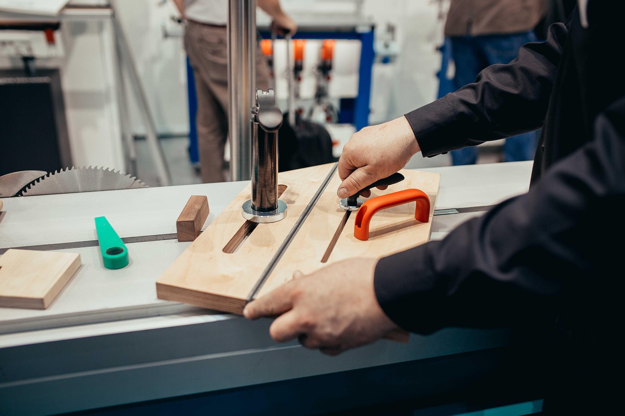 第三方技术支持辅助对原游戏的安全问题 