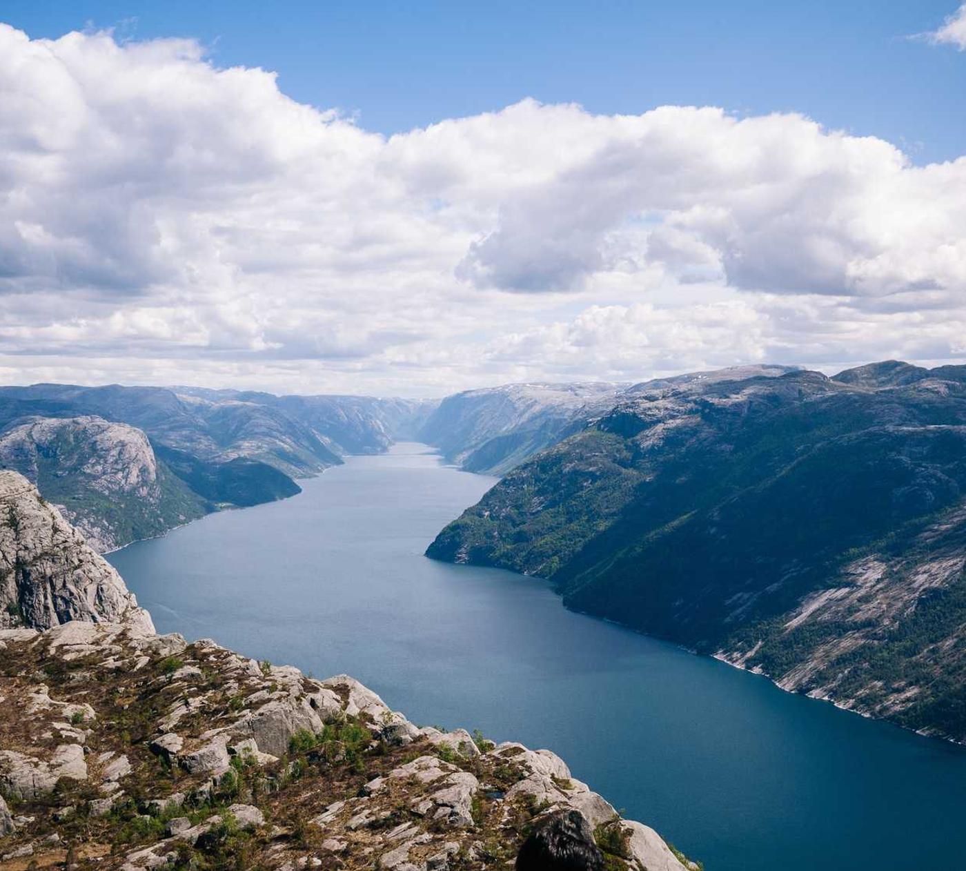 出各种微信号:短信验证码在实名认证中的应用