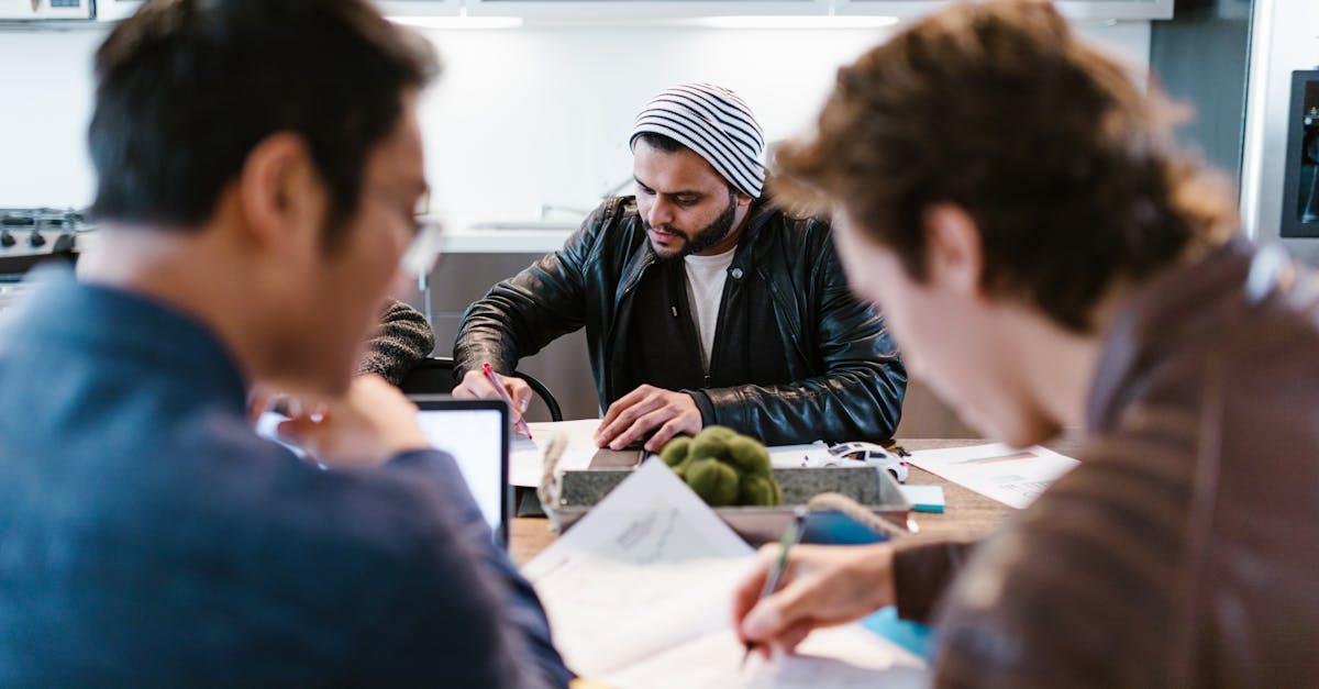 人类和机器在技术支持对战中优劣势的探究