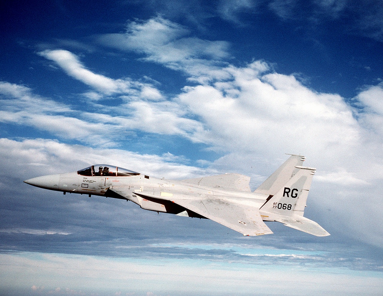 海豚之星上海大型货物运输代理平台